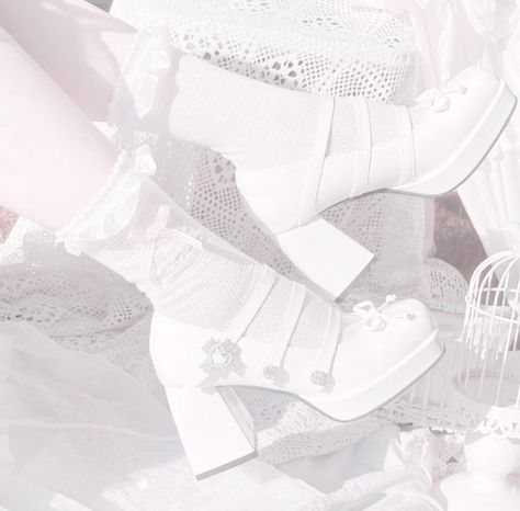 Baby Pink Aesthetic, Pink Vibes, Chunky High Heels, Sweet Lolita, Iconic Photos, Platform High Heels, White Aesthetic, Mary Jane Shoes, Wallpaper Iphone Cute