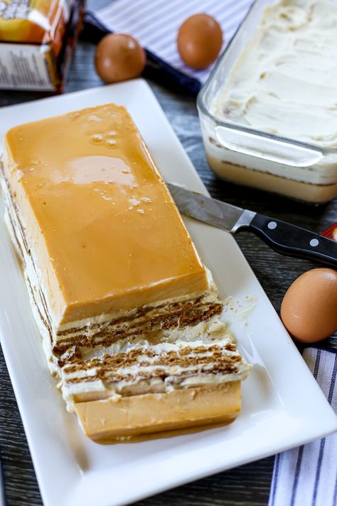 Graham de Leche - Ang Sarap Dessert Recipes For Summer, Graham Recipe, Graham Cake, Pinoy Dessert, Filipino Food Dessert, Filipino Dessert, Sweetened Whipped Cream, Flan Recipe, Filipino Desserts