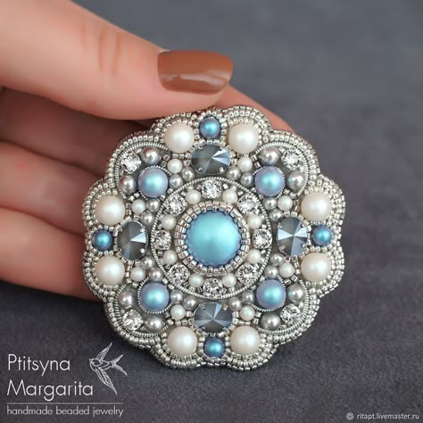 Bead Embroidery Brooch, Bead Embroidered Pendant, Tambour Beading, Embroidery Brooch, Unique Brooch, Vintage Jewelry Crafts, Bead Embroidery Patterns, Beaded Cuff Bracelet, Hand Painted Jewelry