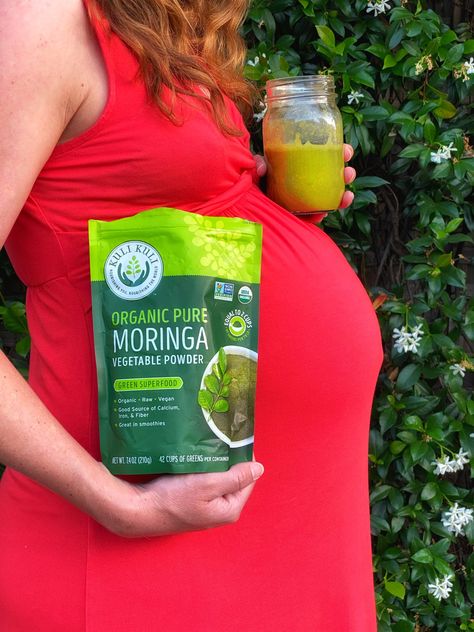 Can Pregnant Women Take Moringa? - Kuli Kuli Foods Moringa Benefits For Women, Chlorella Benefits, Moringa Oleifera Benefits, Superfoods For Pregnant Women, Pregnant Woman Food Health, Moringa Smoothie, Medicine To Take While Pregnant, Benefits Of Moringa Leaves, What Should Pregnant Women Eat