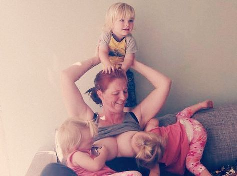 This Mom Who Breastfeeds Her 5-Year-Old Triplets Wants to Show the Benefits of Extended Breast Feeding Extended Breastfeeding, Time Cover, Happy Human, Breastfeeding Mom, Home Beauty Tips, Physical Wellness, Family Love, Nursing, Beauty Hacks