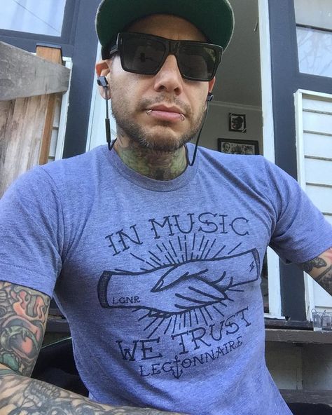 Mike Herrera Mike Herrera, Man Style, Emo Scene, Pop Punk, Music Quotes, Picture Quotes, Mens Graphic Tshirt, Tattoos, Mens Tshirts