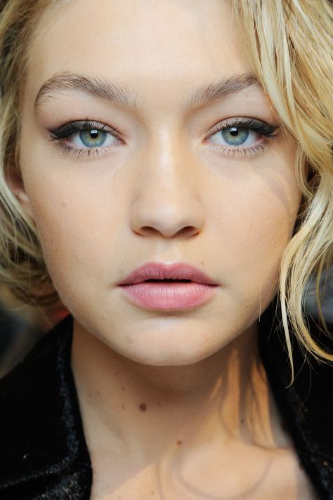 Gigi Hadid Beauty, 2015 Hairstyles, Graphic Liner, Beauty Kit, Rosie Huntington Whiteley, Cara Delevingne, Gigi Hadid, Find Beauty, Bella Hadid