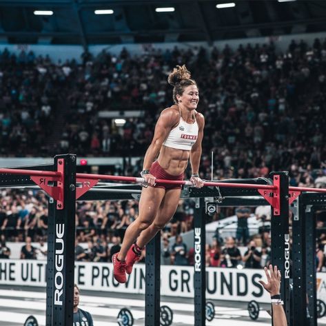 Crossfit Games Women, Tia Clair Toomey, Crossfit Aesthetic, 2024 Fitness, Female Crossfit Athletes, Crossfit Photography, Crossfit Girl, Crossfit Inspiration, Crossfit Women