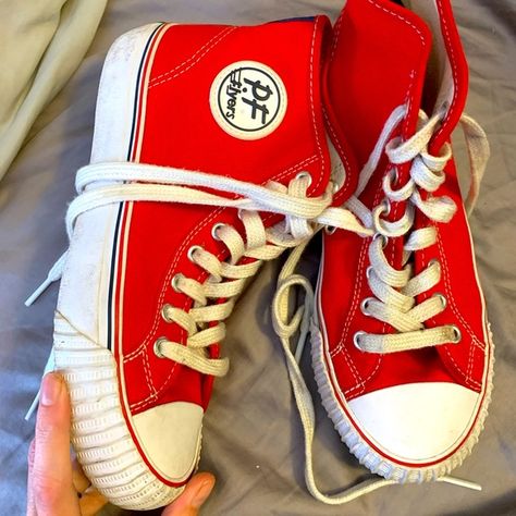 Red P.F. Flyers size 7 Pf Flyers Outfit Women, Converse Vintage, Pf Flyers, Flyer Size, Everyday Clothes, Outfit Women, Shoe Game, Converse, Like New