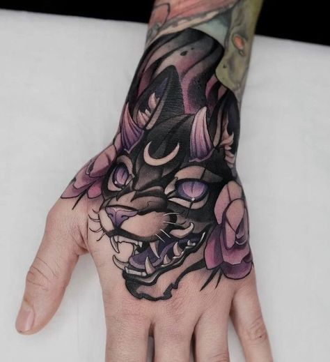 Rip Tattoos For Mom, Hand Tattoo Designs, Colour Tattoo For Women, Feminine Skull Tattoos, Tattoo Design For Hand, Wolf Tattoo Sleeve, Feminine Tattoo Sleeves, Full Body Tattoo, Small Hand Tattoos