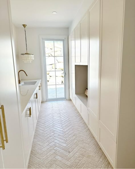 Matte Subway Tile, Tile Cloud, Elegant Laundry Room, Dream Laundry Room, Laundry Room Flooring, Laundry Room Renovation, Laundry Design, Modern Laundry Rooms, Laundry Room Inspiration