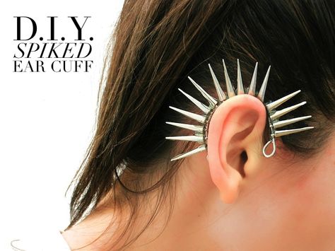 Sorelle en estilo: bricolaje ¢ o del oído de pinchos Diy Ear Cuff, Ibuki Mioda Cosplay, Ibuki Cosplay, Rasta Fashion, Ear Cuff Diy, Spike Ear Cuff, Hiyoko Saionji, Mahiru Koizumi, Cuffs Diy