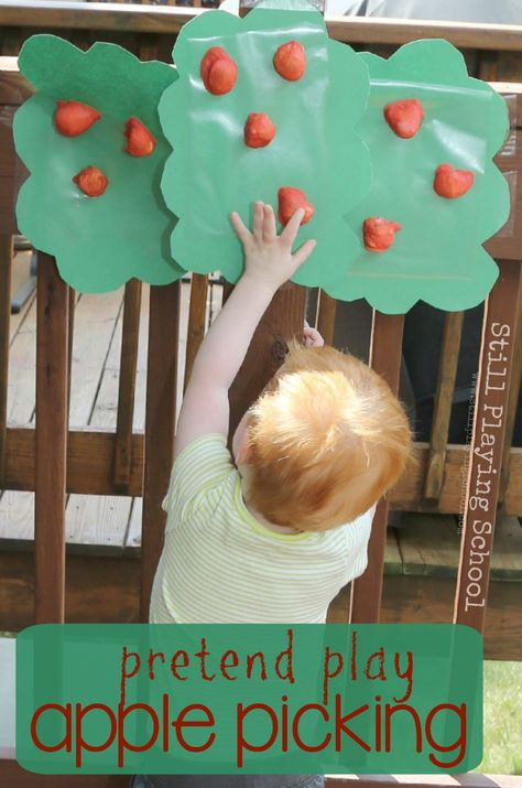 Are you looking for simple toddler sensory play that can be done with older siblings? This apple themed sensory play is perfect for for your toddler! Apple Lessons, Apple Preschool, Apple Activities, Apple Craft, Toddler Classroom, Toddler Sensory, Gross Motor Activities, Fall Preschool, Apple Theme