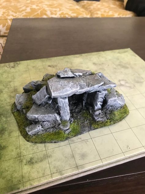 Dnd Cave Terrain, Dnd Terrain Ideas, Dnd Scatter Terrain Diy, D&d Terrain Diy, D&d Terrain, Diy Dnd Props, Dnd Props Diy, Dnd Diy Projects, Dnd Diorama