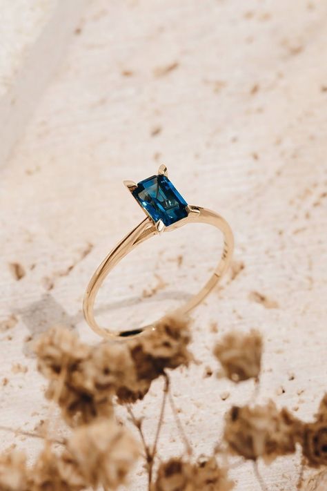 Linjer Charlotte Ring Luxe London Blue Topaz 14k Solid Gold Natural Stone Jewelry Diy, Natural Stone Earrings Handmade, Stone Jewelry Necklace, Jewellery Photography, Stone Bead Jewelry, Elegant Engagement Rings, Natural Stone Earrings, Sapphire Solitaire, Solid Gold Band