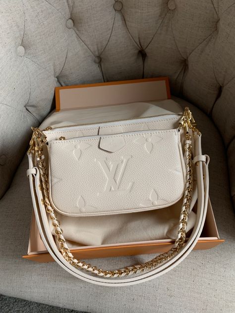 Luxury Neutrals IG- GISELLLAA Neutral Designer Bag, Neutral Bags, Neutral Handbag, Pochette Louis Vuitton, Sac Louis Vuitton, Louis Vuitton Multi Pochette, Pochette Accessories, My Style Bags, Luxury Bags Collection