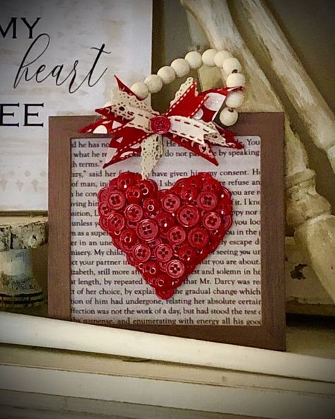 Button Heart Craft, Valentines Signs Diy, Wood Valentine Crafts, Valentines Day Crafts For Adults, Diy Valentine Decor, Corporate Appreciation Gifts, Valentine Snowman, Valentine Decor Ideas, Primitive Valentine Decor