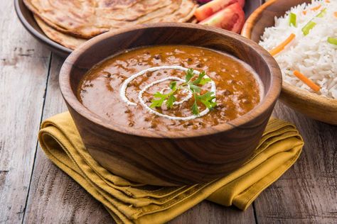 How to make the perfect dal makhani Dal Makhani Recipe, Dal Makhani, Punjabi Food, Vegetarian Main Dishes, Food Lab, Lentil Curry, Comfort Dishes, Chapati, Indian Dishes