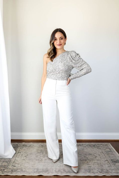 Casual Glam Outfit, Holiday Glam Outfits, Outfit For Petite Women, Holiday Party Outfits, White Wide Leg Jeans, Outfits For Petite, Wedding Guest Outfit Winter, Casual Glam, Glam Outfit