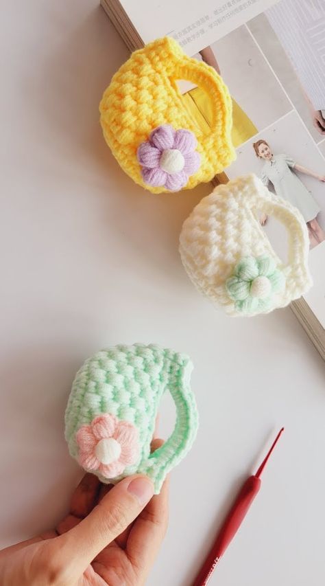 Crochet Creative Mini Bag - Love Crochet Crochet Bag For Doll, Small Crochet Bags Free Patterns Easy, Crochet Accessories Knitting & Tools, Small Bag Crochet Pattern Free, Crochet Mini Bag Free Pattern, Small Bag Crochet, Mini Bag Crochet, Crochet Mini Purse, Crochet Mini Pouch