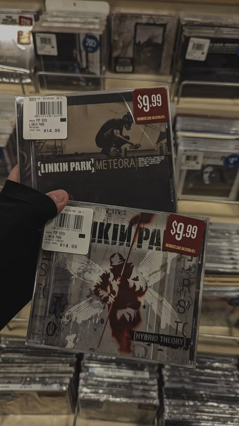 Linkin Park Merch, Cd Photography, Linkin Park Meteora, Linkin Park Hybrid Theory, Tumblr Inspiration, Aesthetics Instagram, Tumblr Vibes, Cd Aesthetic, Aesthetic Feed