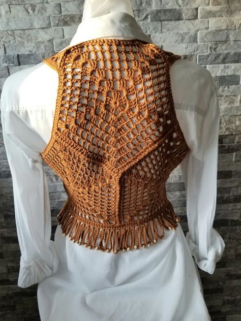 Crochet Gilet Pattern, Crochet Boho Vest, Crochet Vest Outfit, Cardigan Fall Outfit, Beau Crochet, Vest Crochet, Crochet Vest Pattern, Crochet Clothing And Accessories, Bohemian Summer