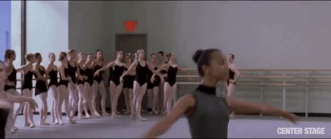 Ballet Twitter Header, Zoe Saldana Ballet, Ballet Gif Aesthetic, Center Stage Movie, Giselle Ballet Videos, Swan Lake Ballet Video, Ballet Gif, Dancing Gif, Ballet Class