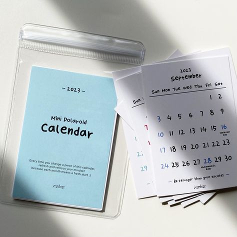 Polaroid Calendar, Month Meaning, Mini Polaroid, Note Pad Design, Bullet Journal Banner, School Organization Notes, Calendar Design, School Organization, Going Back To School