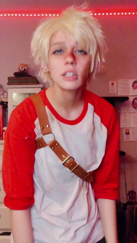 Rae, 16‼️BLM(@pruneytoes.com) on TikTok: (DUET!) aiming for techno cos 2night!! #dreamsmp#dreamsmpcosplay#tommyinnit#tommyinnitcosplay#mcyt#mcytcosplay#tubbocosplay#dreamcosplay Tommyinnit Cosplay, Cosplay Inspo, Cosplay Ideas, Tik Tok