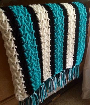 Arrowhead Striped Afghan - Free Pattern Striped Afghan, Crocheted Afghans, Afghans Crochet, Crochet Afghan Patterns Free, Crochet Afgans, Crocheted Blanket, Crochet For Beginners Blanket, Crochet Blanket Afghan, Crochet Baby Blankets