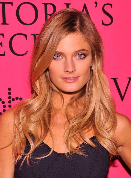 Constance Jablonski ❤️ france Constance Jablonski, Attractive Clothing, Victoria's Secret Fashion Show, French Models, Long Locks, Spring Summer 2022, Victoria Secret Fashion Show, Jewelry Show, After Party