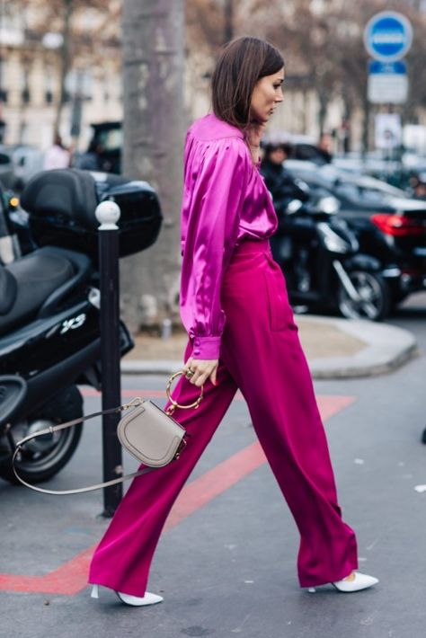 9 Pairs of Hot Pink Pants You Will Need This Fall Elegantes Outfit Damen, Hot Pink Pants, Marlene Hose, Giorgia Tordini, Caroline Daur, Monochromatic Fashion, Emmanuelle Alt, Shirt Outfits, Outfit Pink