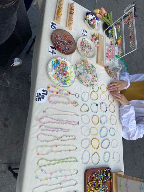 #jewelry #rings #necklace How To Take Pictures Of Bracelets To Sell, Bracelet Stand Ideas Outside, Bracelet Table Display Ideas, Bracelet Selling Display, Bracelet Booth Display Ideas, Jewelry Stand Ideas, Selling Bracelets Display, Bracelet Stand Display, Diy Bracelet Stand