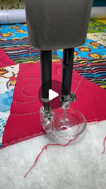 Handi Quilter Inc. on Instagram: "Pro-Stitcher can crop the bottom of your edge-to-edge design to fit your quilt perfectly!

#quiltingfun #prostitcher #handiquilter #quiltingtips #longarmquilter" Prostitcher Designs, Longarm Quilting Tutorials, Instagram Pro, Longarm Quilting Designs, Handi Quilter, Quilting Tips, Free Motion Quilting, Quilting Tutorials, Longarm Quilting