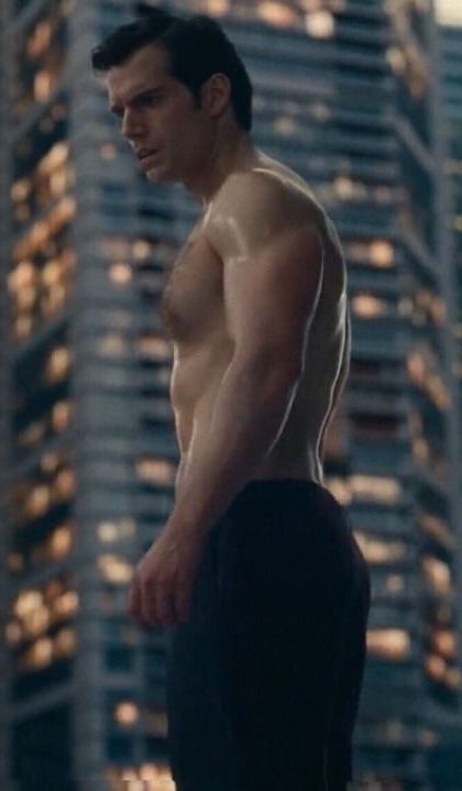 If I were an artist I still couldn’t do justice to that perfect form of yours Cavill...sigh!! ;) Henry Cavill Clark Kent, Henry Cavill Justice League, Henry Cavill Superman, Henry Superman, Henry Cavill Shirtless, Superman Henry Cavill, Love Henry, Superman Man Of Steel, Dc Movies