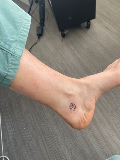 Mini Dice Tattoo, Tiny Dice Tattoo, Small Dice Tattoo, Nz Tattoo, Dice Tattoo, Tiny Tats, Friendship Tattoos, Gaming Tattoo, Foot Tattoos