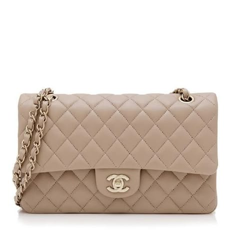 Chanel Flap Bag Beige, Chanel Beige Bag, Beige Chanel Bag, Beige Bags, Purses Chanel, Accessories Purses, Chanel Bag Classic, Chanel Handbags Classic, Purse Chanel