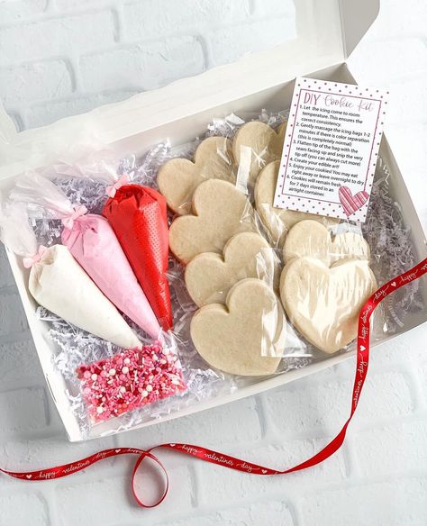 Valentine Cookie Kit, Cookie Kits, Valentine Cookie, Cookie Kit, Diy Cookie, Out Of Time, Sweet Box, Heart Cookies, Valentine Cookies