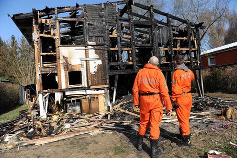 Fire Investigator Becoming A Firefighter, Evacuation Plan, Post Secondary Education, High School Education, Police Detective, Fire Prevention, Job Training, Forest Fire, Fire Safety