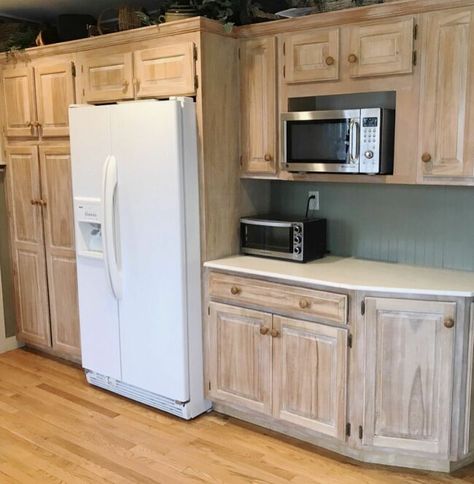 Painting your own wood cabinets, whether they are kitchen, bath or whatever, is a must try and you will save big time bucks. It is very achievable, inexpensive and easy to do. Before painting the cabinets with chalk paint, these pickled oak cabinets were dated, dark and dingy.When we bought our house twenty one years ago, we loved the kitchen the moment we walked in. The former homeowner, who was a cabinet installer, recently updated it so it was all new. He gutted the whole room to… Paint Wood Cabinets, Whitewash Kitchen Cabinets, Whitewash Cabinets, Painting Wood Cabinets, Chalk Paint Kitchen Cabinets, Kitchen Cabinet Interior, Chalk Paint Kitchen, Paint Kitchen Cabinets, Exterior House Paint