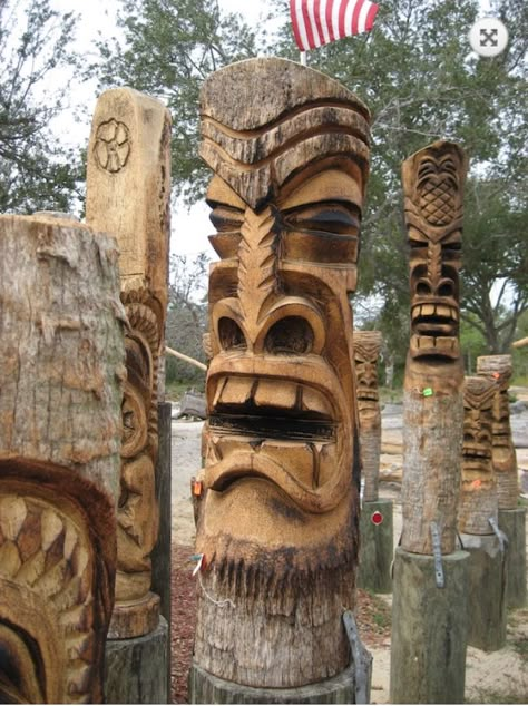 Tiki Pole, Tiki Bars Diy, Totem Pole Art, Tiki Hawaii, Tiki Faces, Tiki Man, Wood Burning Patterns Stencil, Tiki Head, Tiki Statues