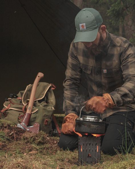 Hunting Aesthetic Boy, Camping Film Photography, Hiking Aesthetic Men, Summer Camp Counselor, Jeremiah Johnson, Vlog Ideas, Men Camping, Character Builder, Cabin Vibes