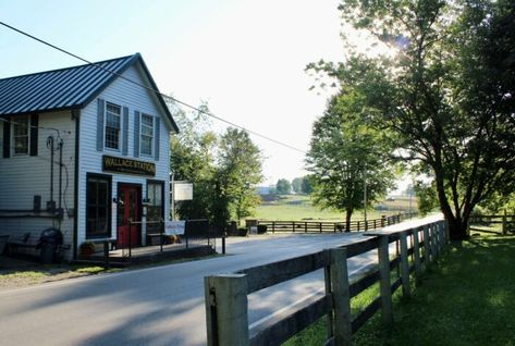 The Scenic Drive To Wallace Station In Kentucky Is Almost As Fantastic As The Sandwiches Pops Restaurant, Kentucky Horse Park, Lexington Ky, Horse Stables, Horse Farms, Cool Countries, Scenic Drive, Months In A Year, Special Places