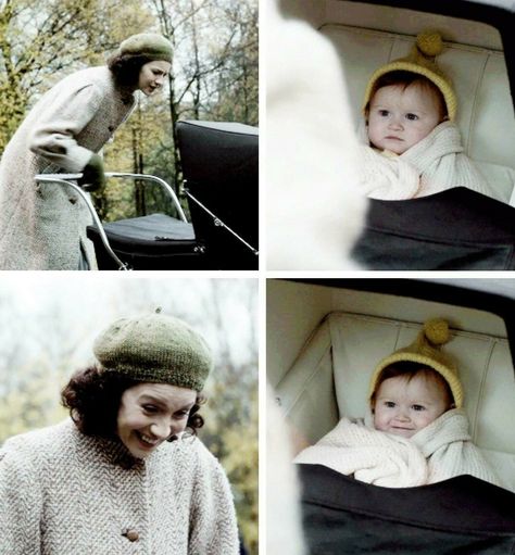 Caitriona Balfe as Claire Randall Fraser and Lucy Maxwell as baby Brianna Randall Fraser of Outlander_Starz Season 3 Voyager - Episode 302 Surrender - September 17th, 2017 Claire And Brianna, Brianna Outlander, Diana Gabaldon Books, Popular Book Series, Outlander Claire, The Fiery Cross, Outlander Season 1, Outlander 3, Dragonfly In Amber