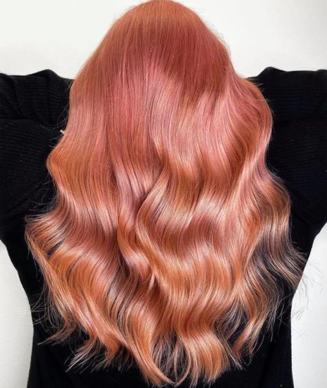 Peachy Pink Hair, Pink Peach Hair, Rose Hair Color, Summer Hair Trends, New Hair Look, Peach Hair, Copper Hair Color, Hair Trend, Trendy Hair Color