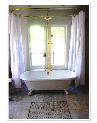 Love the Brass.  Light.  Bright. Small Bathroom With Clawfoot Tub, Clawfoot Tub With Shower, Clawfoot Tub And Shower, Clawfoot Tub Shower Curtain, Bathroom With Clawfoot Tub, Clawfoot Tub Bathroom, Bathtub Shower Combo, Clawfoot Tub Shower, Bad Inspiration