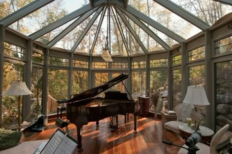 Piano Sunroom, Piano Room Design, Piano Home, Grand Piano Room, Piano Living Rooms, Woodland Retreat, Home Music Rooms, Piano Studio, Piano Room