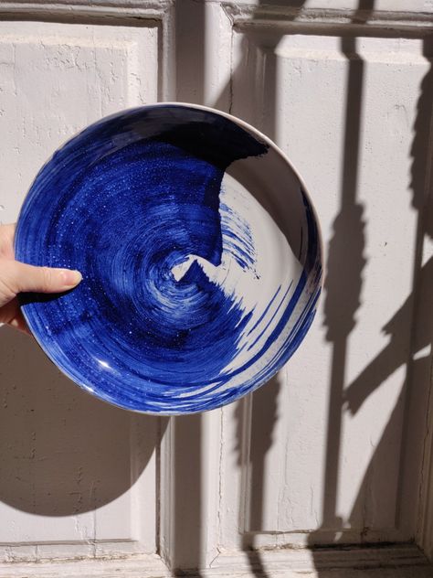 Cobalt blue dish Western Interior Design, Western Interior, Ceramic Fruit Bowl, Blue Dishes, Deep Plate, Blue Plates, Blue Ceramics, Cobalt Blue, Cobalt