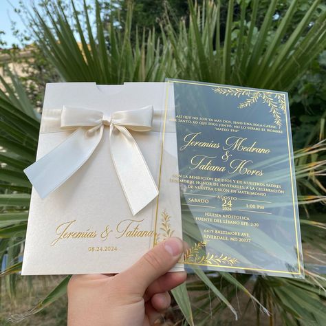 #weddinginvitation #weddinginvitations #acrylicinvitation #acrylicinvitations #acrylicweddinginvitation #invitationcard #invitation #invitations #15anos #15años #quinceaños #quinceañera #quinceanerainvitations #quinceinvitations #sweetsixteen #sweetsixteeninvitations #sweet16 #sweet16invitations #birthday #birthdayinvitation #birthdayinvitations #partyinvitations #floralinvitation #floralinvitations #bluefloralinvitation Envelope With Ribbon, Pearl Invitations, Pearl Wedding Invitations, Blue Silver Weddings, Invitations Quinceanera, Ribbon Invitation, Acrylic Wedding Invitation, Quince Invitations, Acrylic Invitation