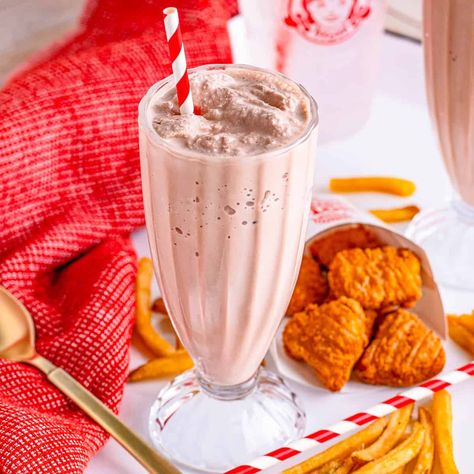 Wendy's Frosty Wendy’s Frosty, Wendys Copycat, Frosty Copycat Recipe, Wendy's Frosty Recipe, Copycat Wendy's Frosty Recipe, Wendys Frosty Recipe, Wendy's Frosty, Restaurant Copycat Recipes, Sherbet Recipes