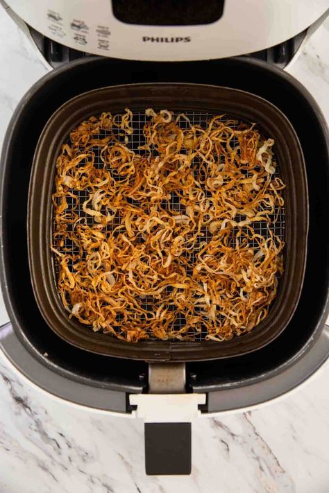 Air Fryer Crispy Onions | Low Fat Fried Onions to Use In Many Dishes Veggie Flatbread, Onion Strings, Crispy Fried Onions, Air Fryer Oven Recipes, Fry Recipes, Deep Fry, Crispy Onions, Lentil Curry, Air Fryer Recipes Easy