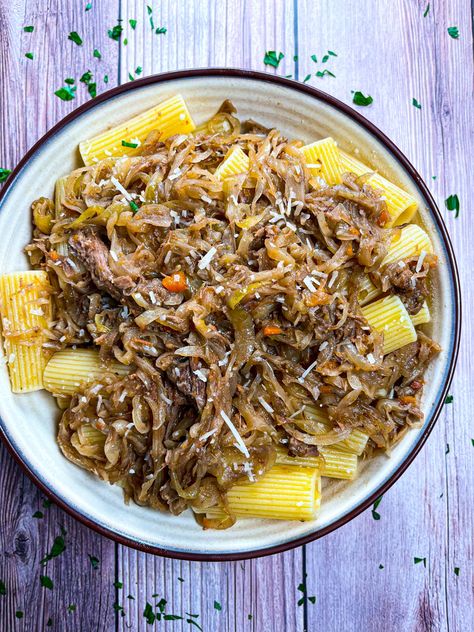 Pasta alla Genovese (6-Hour Beef & Onion Sauce) Genovese Pasta, Pasta Genovese, Meat Sauces, Beef Ragu, Ragu Recipe, Hot Lunch, Onion Sauce, White Wine Sauce, Pasta Dinners