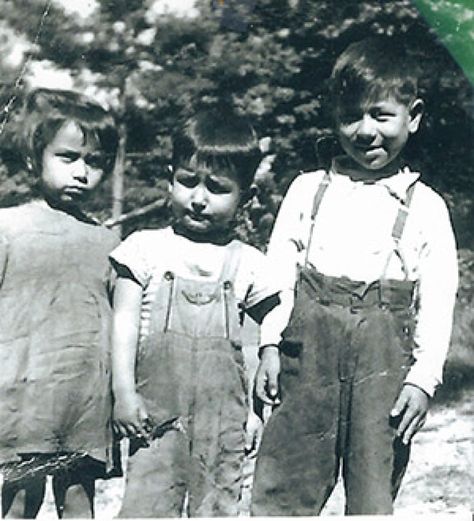 L-R:  Gaylene, Gary & Gaylord Powless.  The legend of Gaylord Powless — lacrosse savant | CBC Sports Gordie Howe, Russian Fighter Jets, The Prodigy, Six Nations, Sport Hall, Three Brothers, Indigenous Culture, Famous Men, A Hero