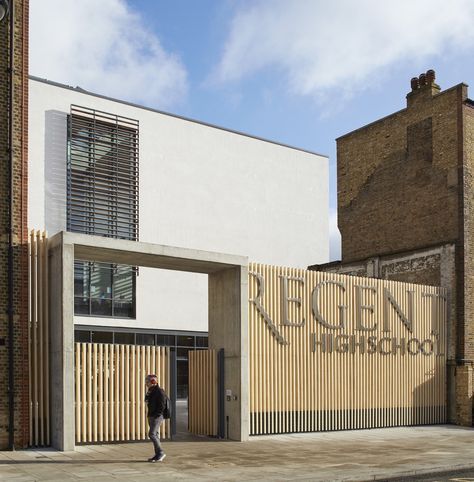 Gallery of Regent High School / Walters & Cohen - 1 High School Pictures, Community School, School Entrance, Entrance Gates Design, Entrance Design, Education Architecture, Unique Houses, School Building, School Pictures